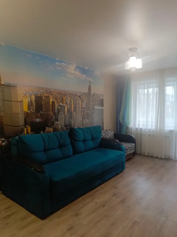 Квартира теплая в центре, магазины рядом, отчётный документы — аренда посуточно в Дзержинск