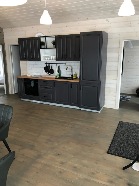 Коттедж Коттедж на берегу озера — Малые Горки