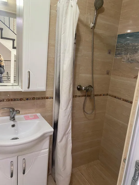 Приятный коттедж-таунхаус