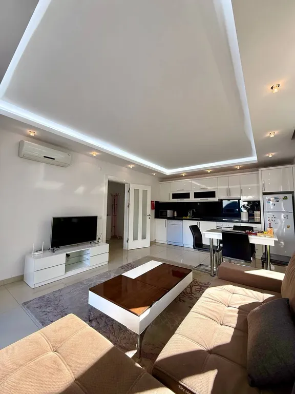 Квартира в центре со своим бассейном у пляжа Клеопатра