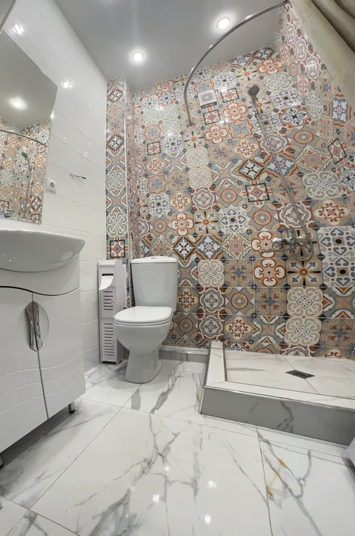 Чистая, уютная квартира, тихий закрытый двор с детской площадкой