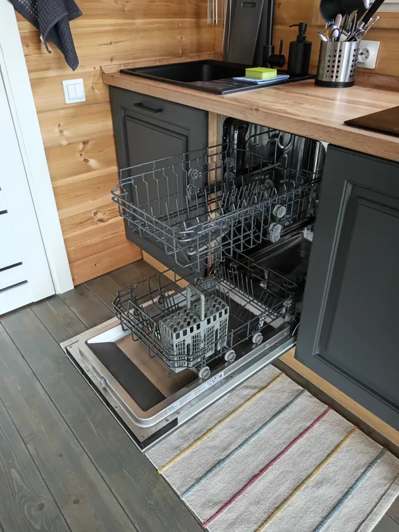 Домик с баней и купелью на дровах на участке 20 соток