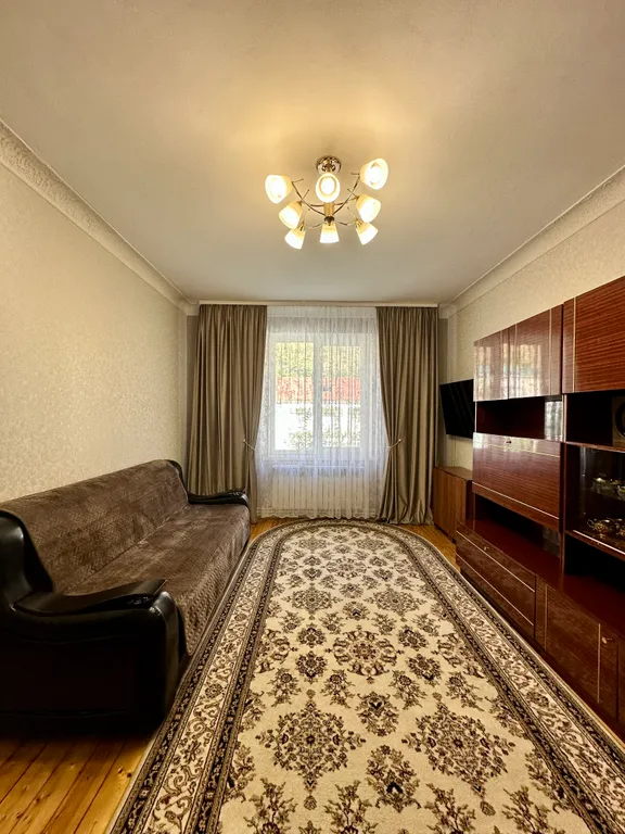 Уютная квартира в центре города с видом на горы