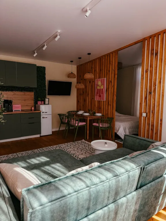 Отдельный дом с баней, террасой,джакузи, парковкой и мангальной зоной