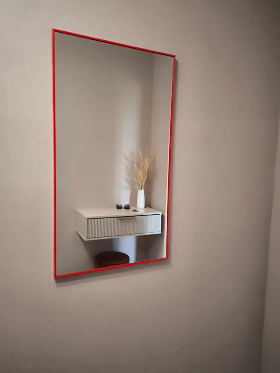 Солнечная двухкомнатная квартира с видом на город