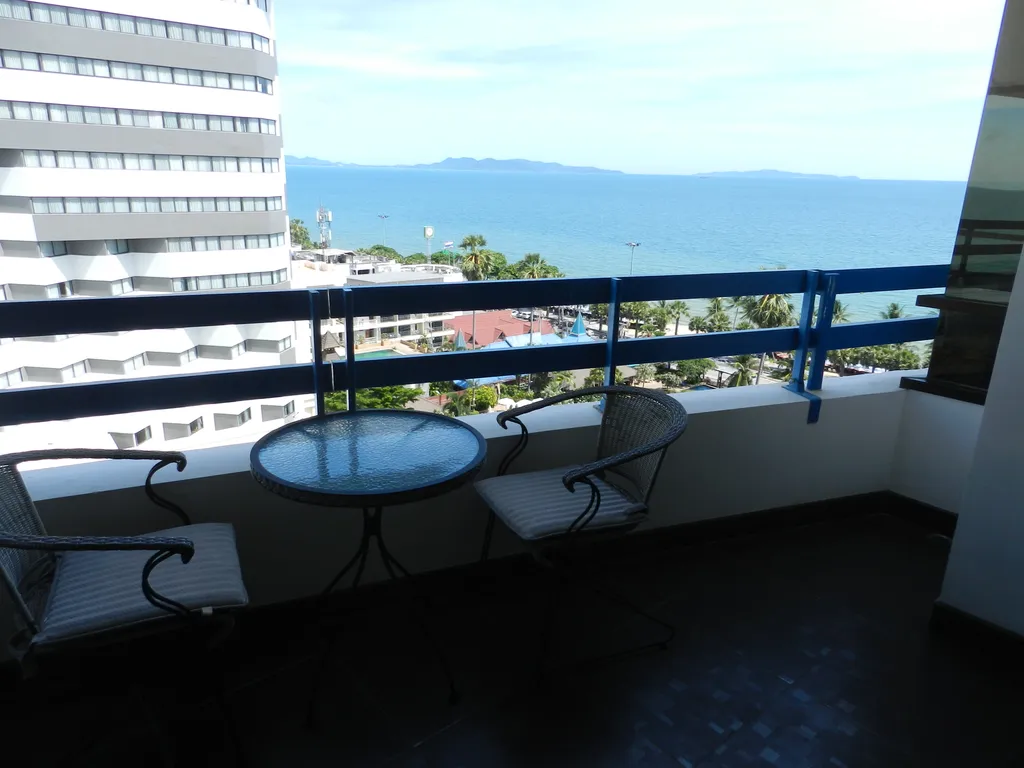 Апартаменты с видом на море