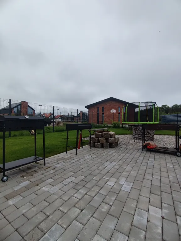 Часть дома с террасой и мангальной зоной на берегу моря