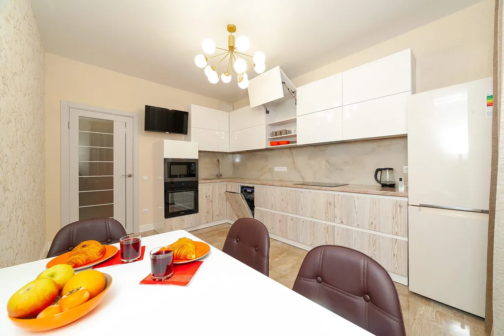 Квартира Уютная двухкомнатная квартира — Мирное