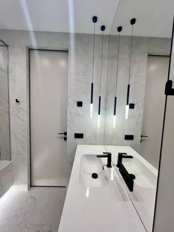 2-комнатный люкс с дизайнерским ремонтом в историческом центре