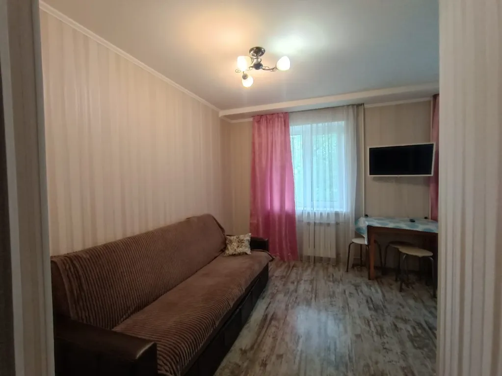 Уютная квартира метро молодежная