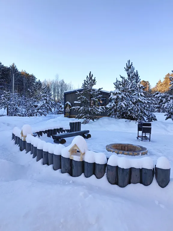 Коттедж Темный домик на опушке леса — аренда посуточно в Тюмень