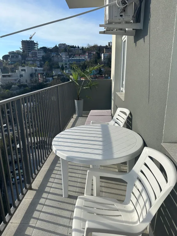 Уютная видовая квартира на город, море, горы