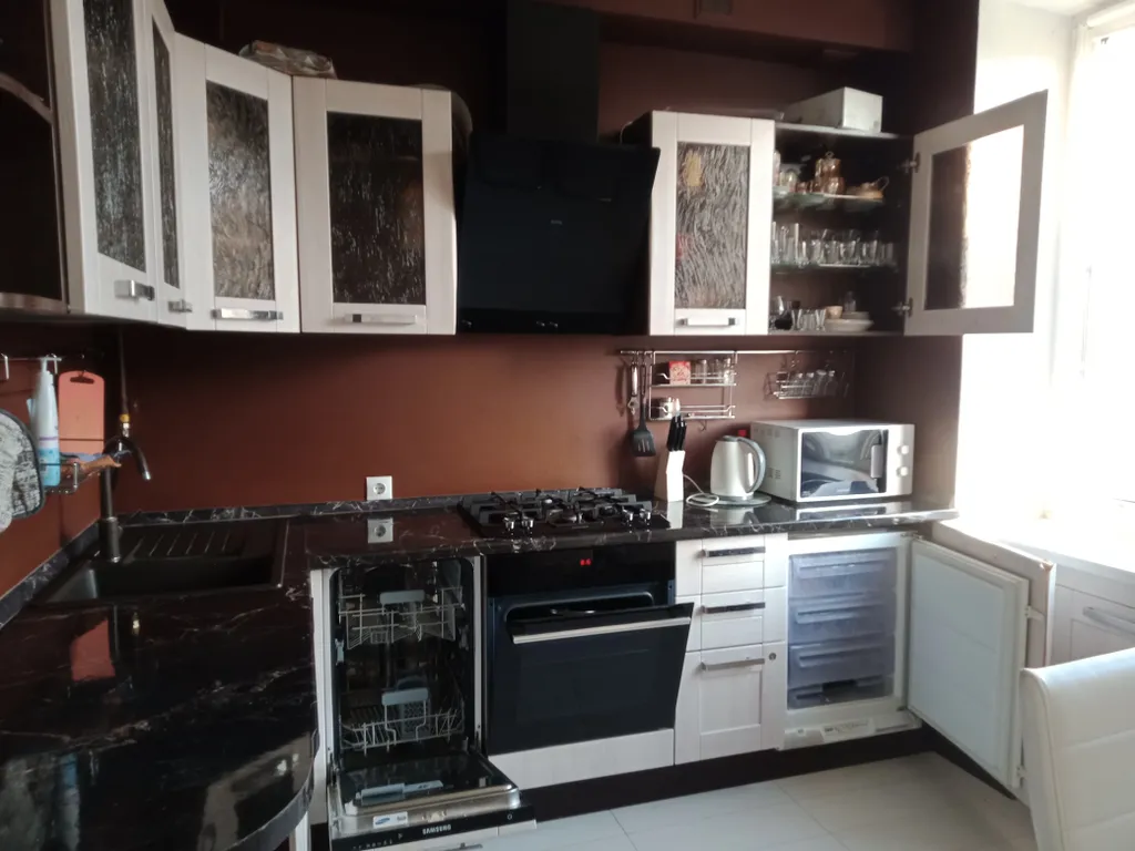 2 - комнатная квартира у панорамы Сталинградаской битвы