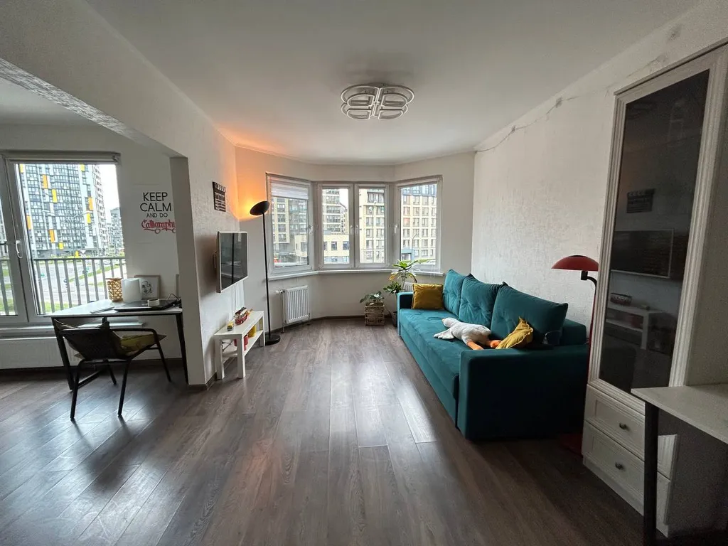 Двухкомнатная просторная квартира в стильном районе — аренда посуточно в Копище