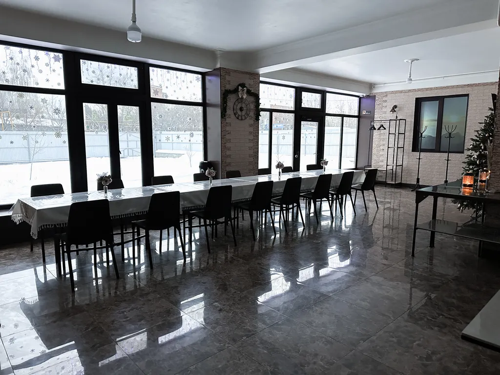 Дом с бассейном и баней в Самаре