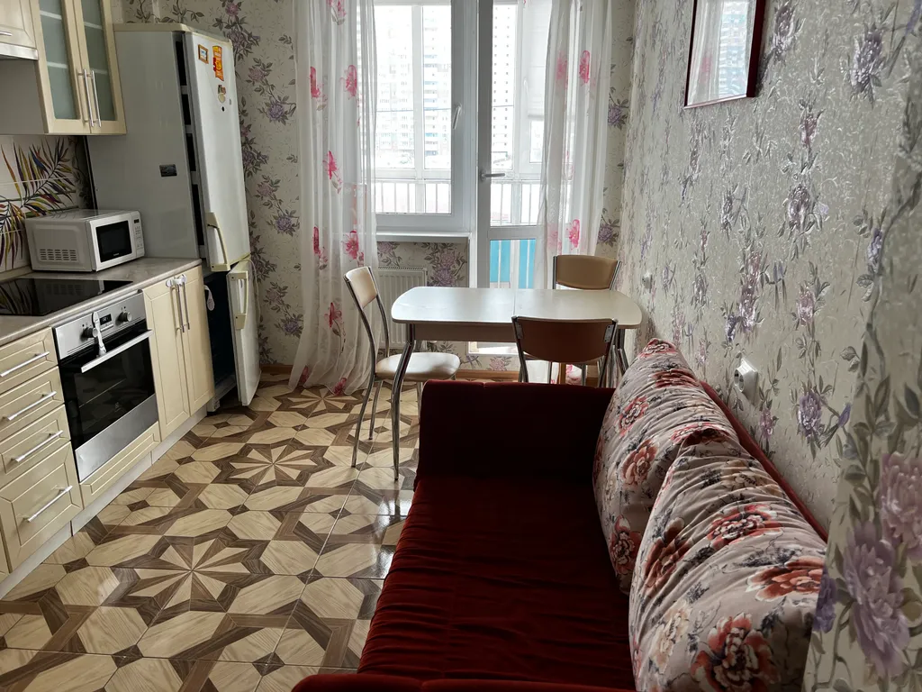 Просторная квартира рядом с Океанисом