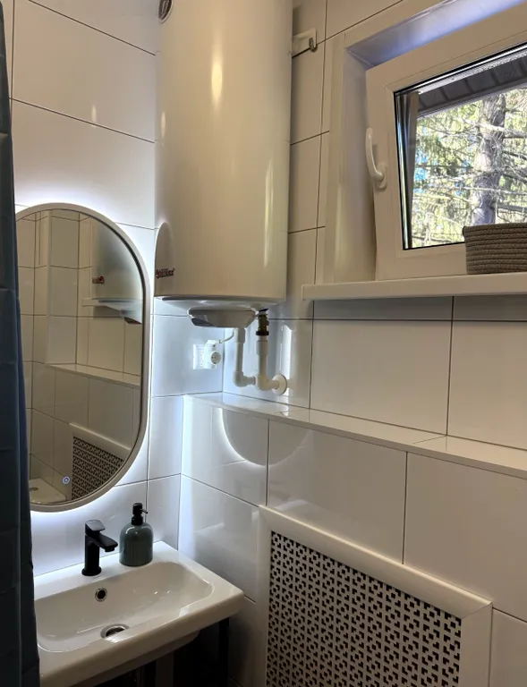 3-комнатный благоустроенный дом на берегу залива, 20 минут от города