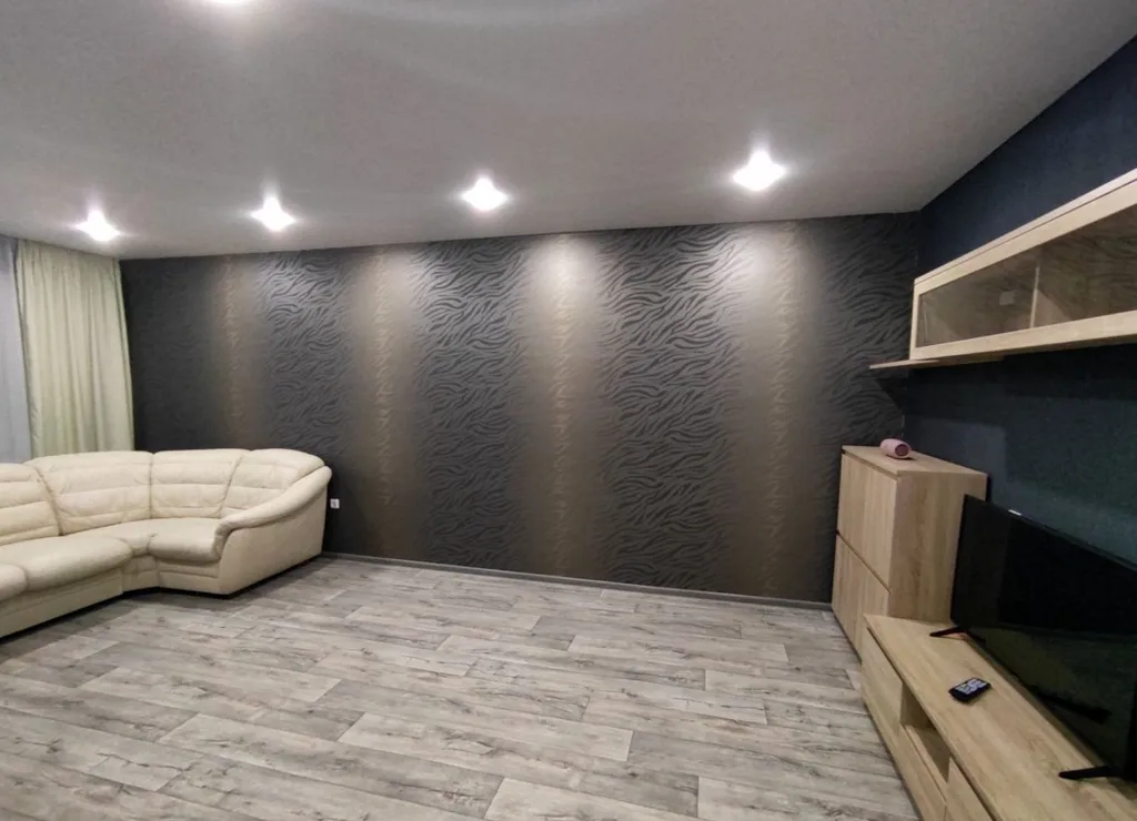 Новая квартира (евродвушка) в районе европейского рынка