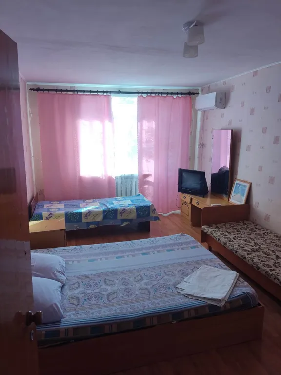 Квартира Дача у моря Джессика — аренда посуточно в Орджоникидзе