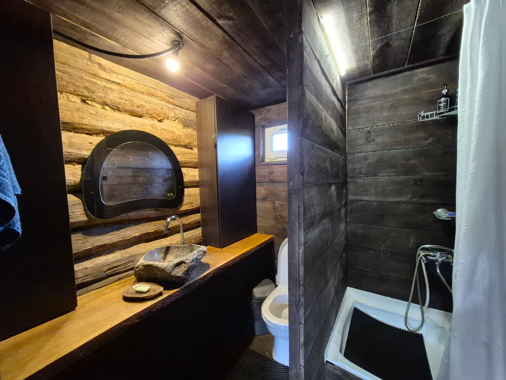 Деревенский дом, как в детстве, у реки Березена