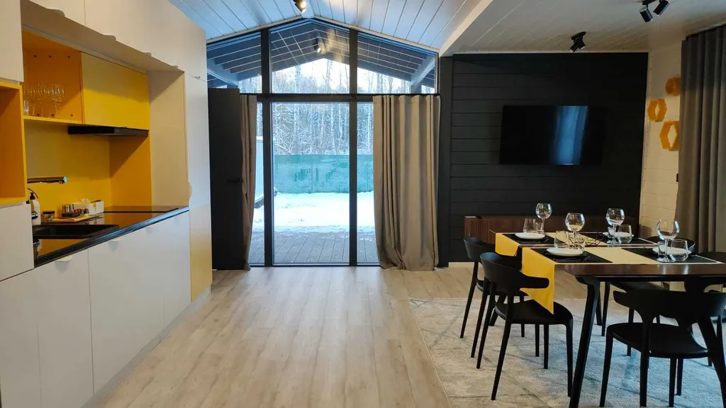 Дом Фьюжн с сауной Гарнет Холидэй Мир