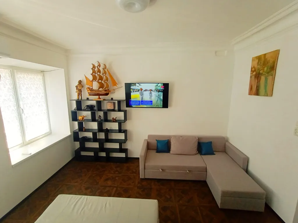 Уютная однокомнатная квартира в самом центре Ялты-Графском проезде