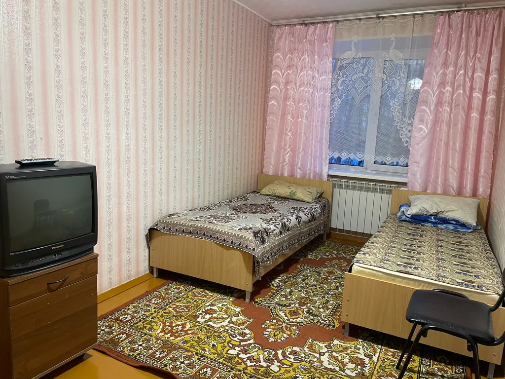 Двухкомнатная квартира недалеко от СУБРа