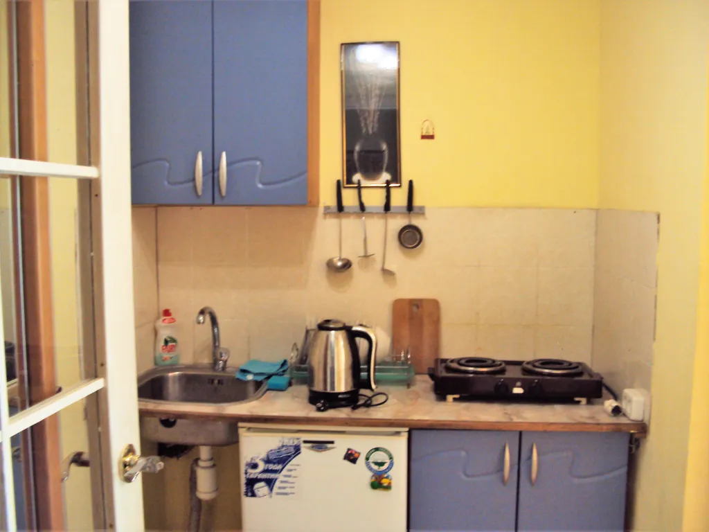 Домик в цветах