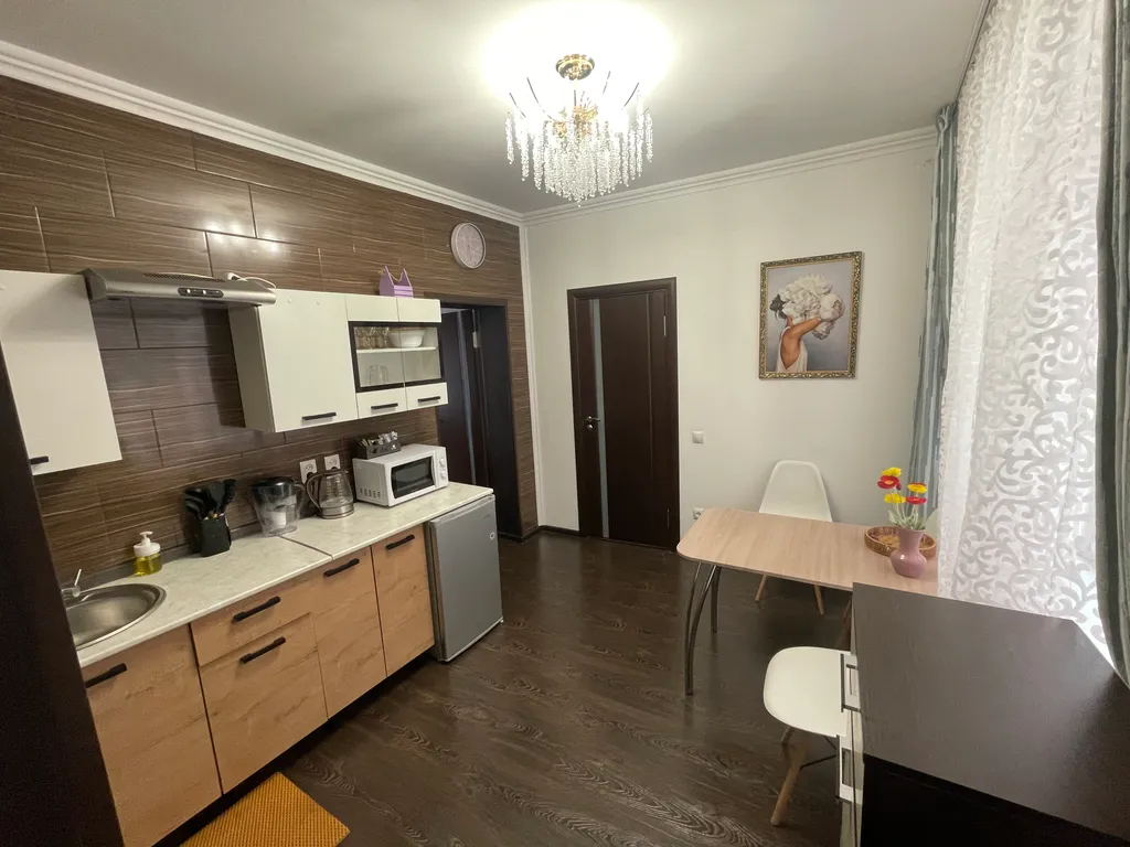 Уютная 2-я квартира в гостевом доме в самом центре