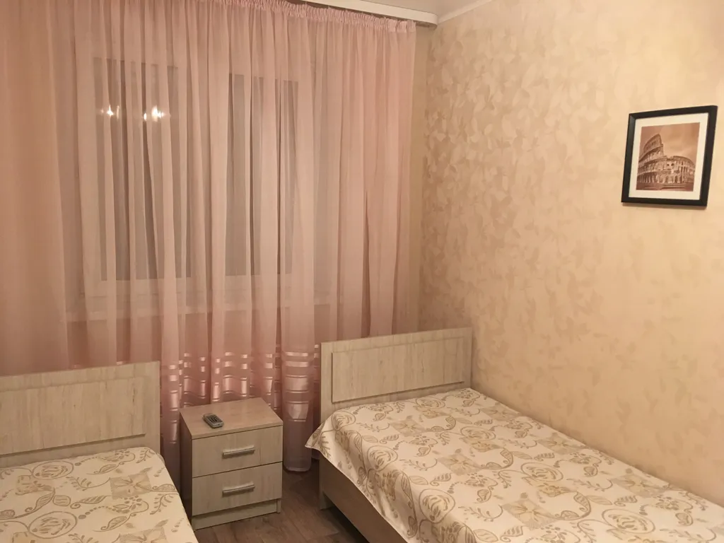 Квартира Квартира возле университета — Магнитогорск