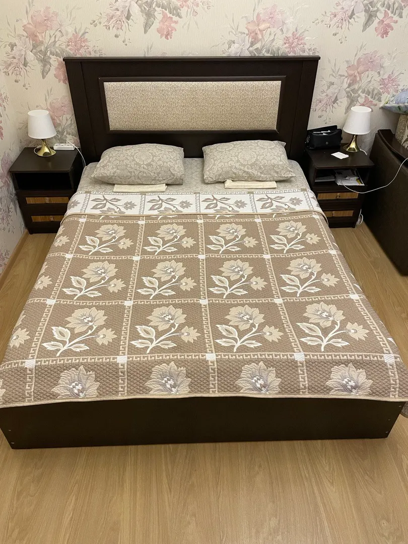 кровать