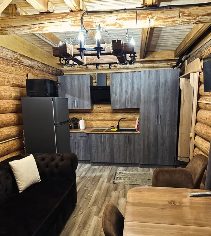 Уютный домик у подножия Эльбруса