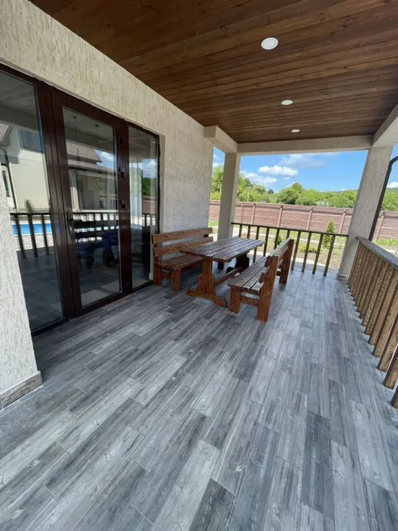 Уютный гостевой дом с бассейном, недалеко от термальных источников