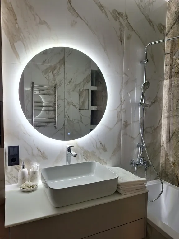 Современная двухкомнатная квартира (евротрешка) в центре города