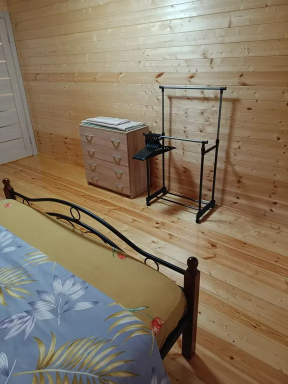 Половина 2х этажного коттеджа с отдельным входом