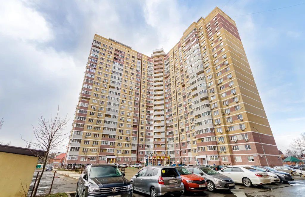 Квартира Квартира 19 этаж, lounge-балкон, эксклюзивный ремонт, рядом вокзал — Краснодар