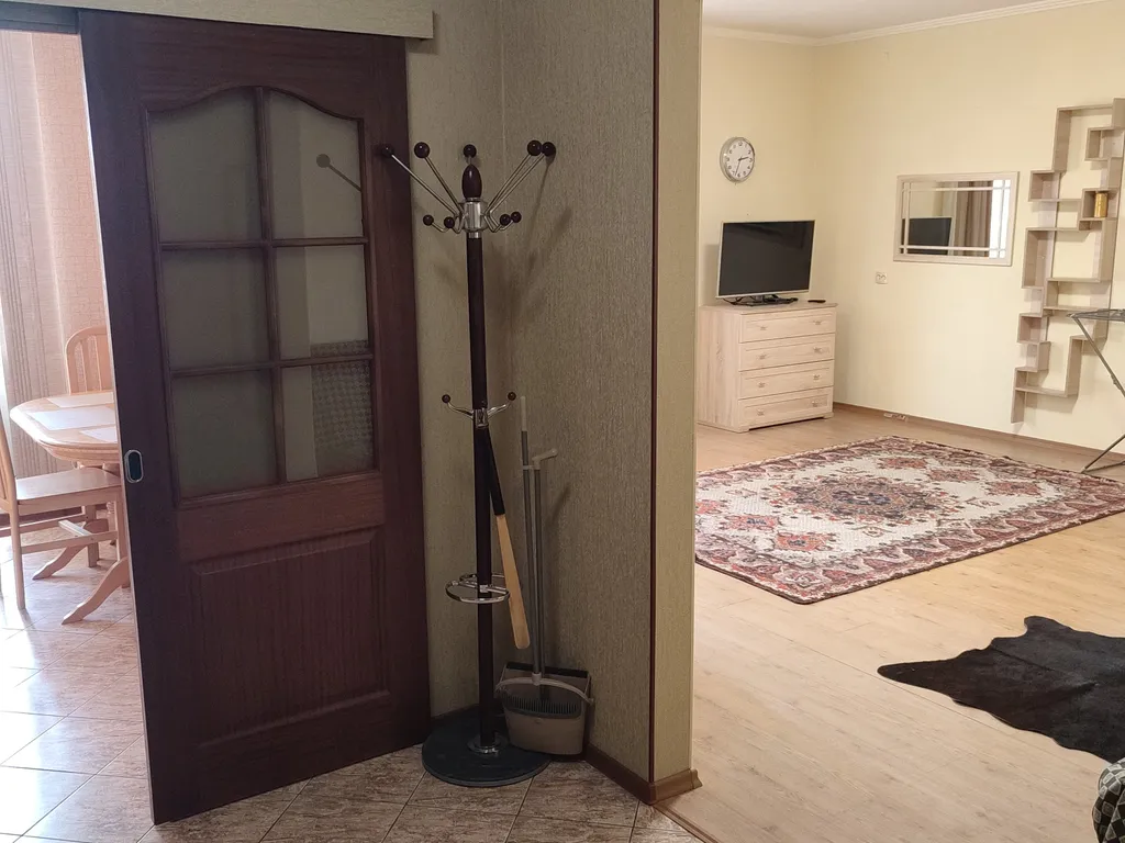 Уютная просторная квартира — аренда посуточно в Новочеркасск