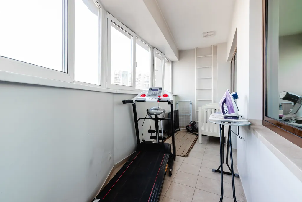 Апартаменты Aray в центре города и с видом на горы