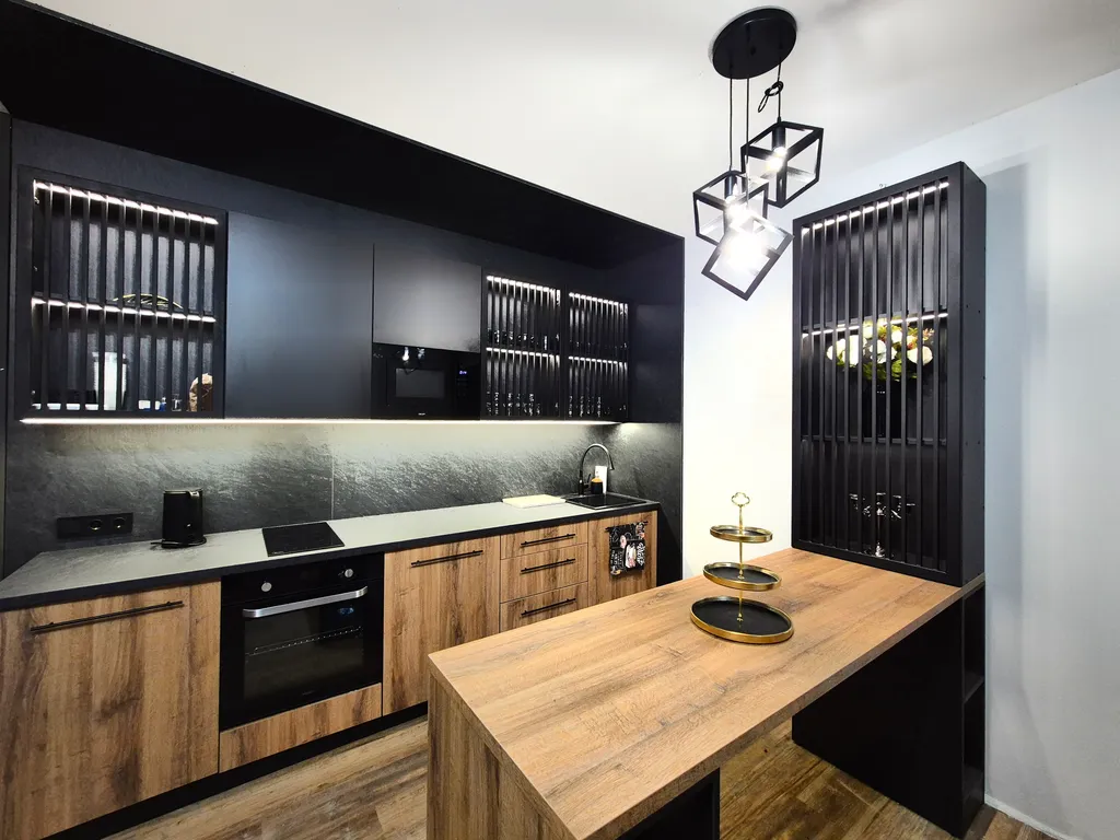 Дом с баней и бассейном