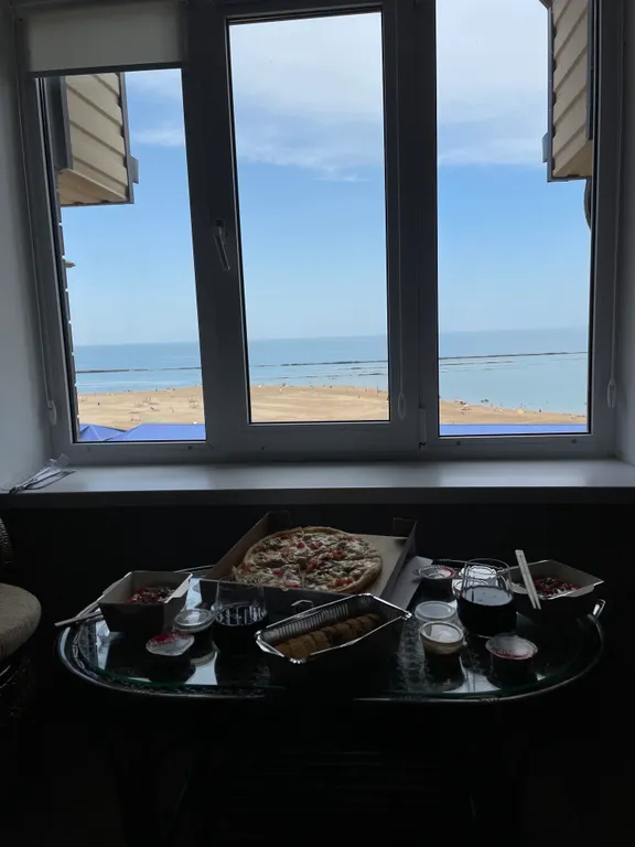 2-комнатная квартира с видом на море и на Пушкин-тау — аренда посуточно в Избербаш