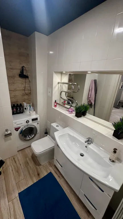 Уютная квартира, в доме бизнес класса, удобным территориальным располо