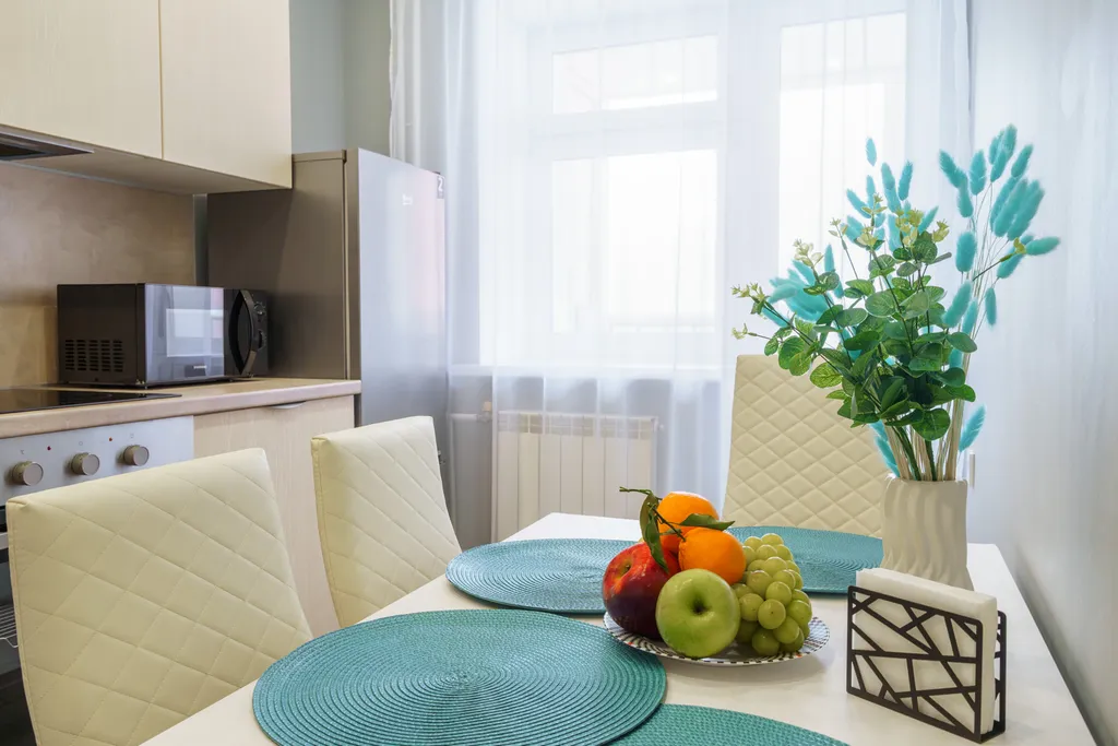 Современная квартира в центре, рядом с Новособорной площадью