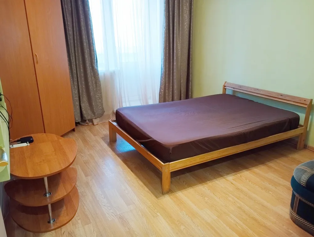 Уютная квартира рядом с энергетическим колледжем — аренда посуточно в Иркутск