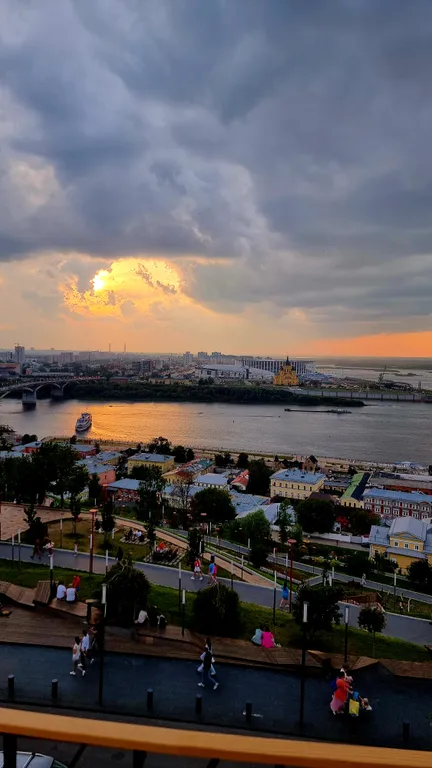 Уютная квартира с прекрасными закатами