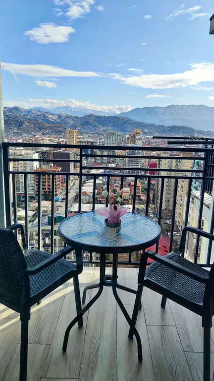 Уютная квартира-студия в центре города для наслаждения видом и комфортом