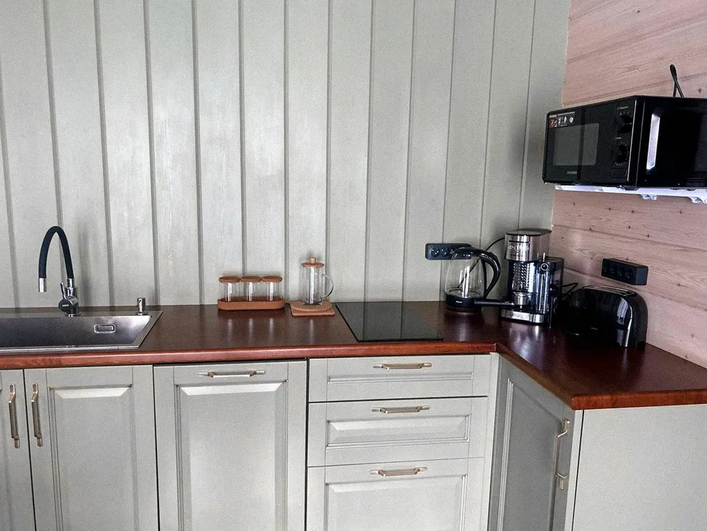 Барн хаус с прекрасным видом на лес