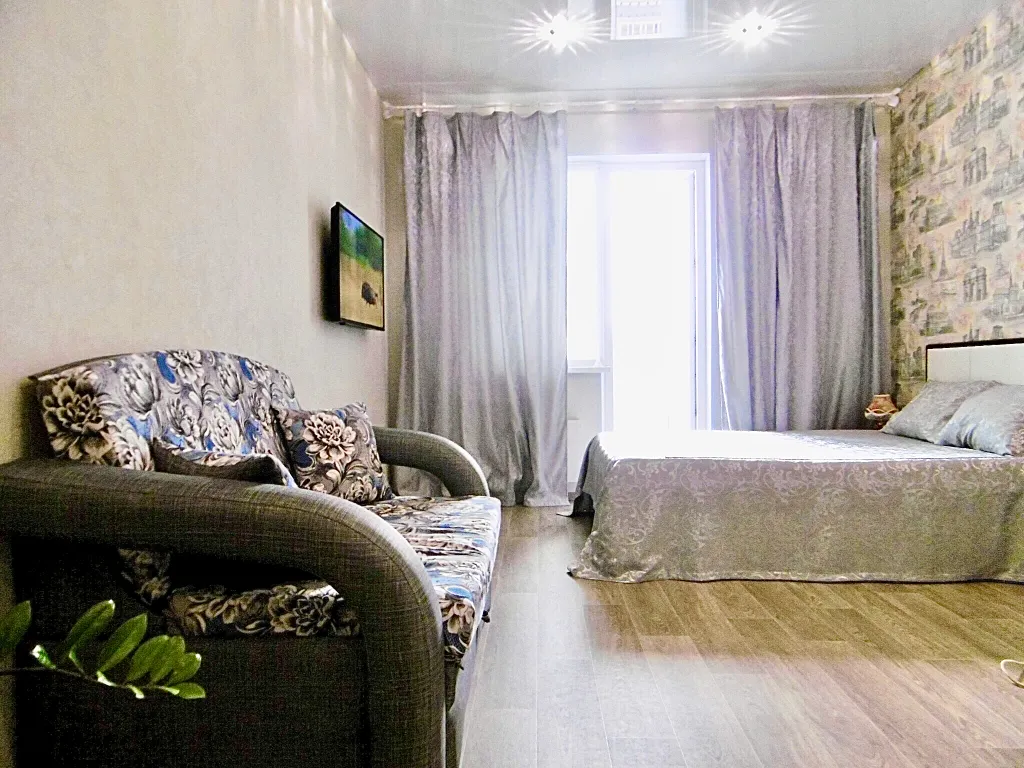 Современная квартира — аренда посуточно в Сургут