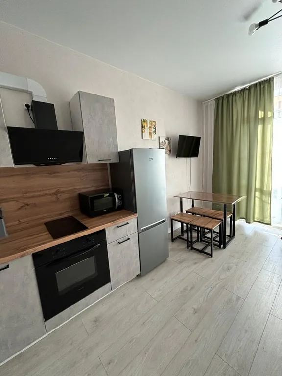 Евродва с бассейнами