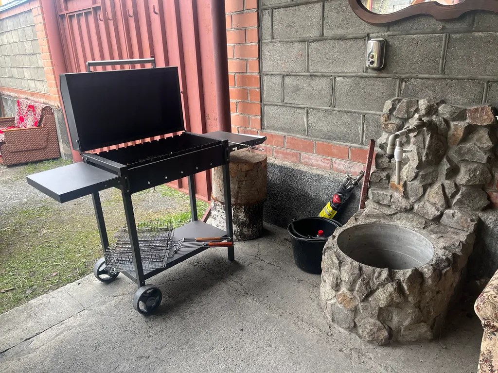 Домик у реки