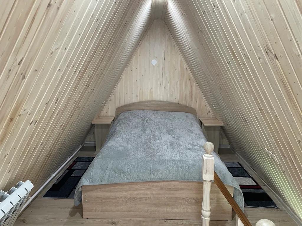 Домик в стиле A-frame с видом на горы